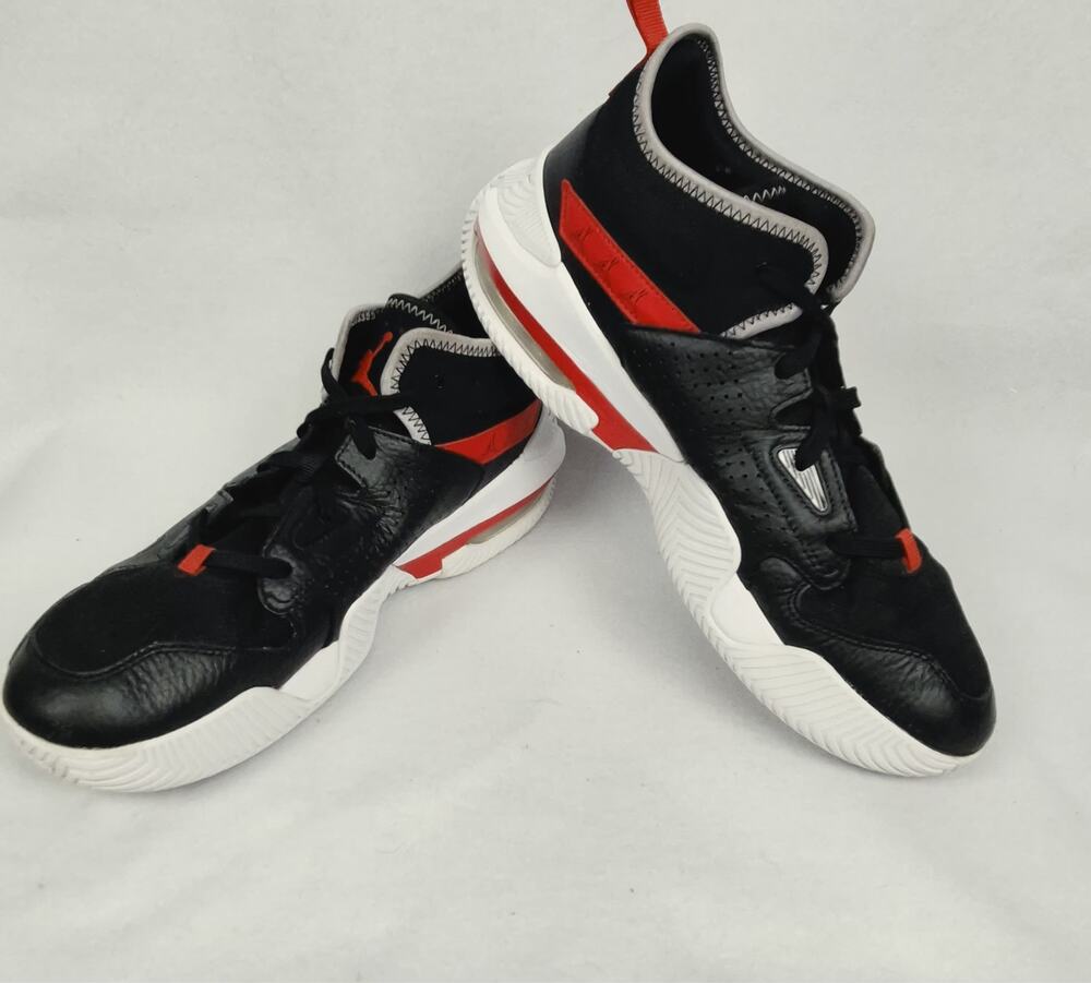 Jordan Stay Loyal 2 II Black White Gym Red Basketball Shoes Mens 10 DQ8401-006
